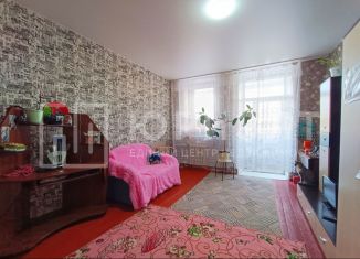 Трехкомнатная квартира на продажу, 56.3 м2, Свердловская область, улица Энтузиастов, 37
