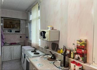 Продам 2-комнатную квартиру, 36 м2, Черкесск, улица Космонавтов, 22
