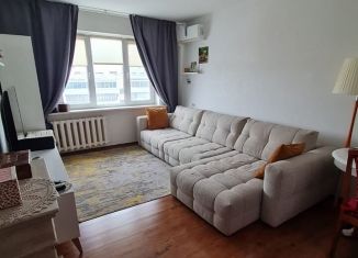 Продаю 3-комнатную квартиру, 63 м2, Елабуга, проспект Мира, 33