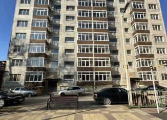 Продаю двухкомнатную квартиру, 74.6 м2, Дагестан, проспект Али-Гаджи Акушинского, 403Б