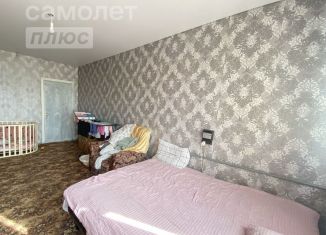 Продам трехкомнатную квартиру, 68 м2, Тимашевск, микрорайон Индустриальный, 79