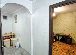 Продается трехкомнатная квартира, 70 м2, Симферополь, Киевская улица, 147