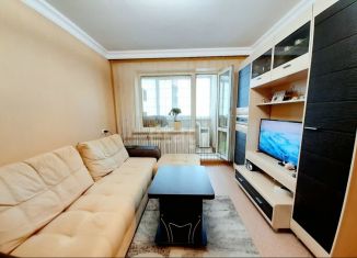 Продаю двухкомнатную квартиру, 43.1 м2, Кемерово, Комсомольский проспект, 49Б
