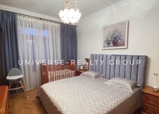 Продается 3-комнатная квартира, 82 м2, Москва, Платовская улица, 4, метро Киевская