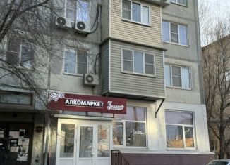 Продаю торговую площадь, 101.4 м2, Астраханская область, улица Сун Ят-Сена, 66