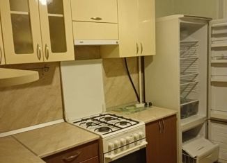 Продается трехкомнатная квартира, 68 м2, Петергоф, Чебышевская улица, 11