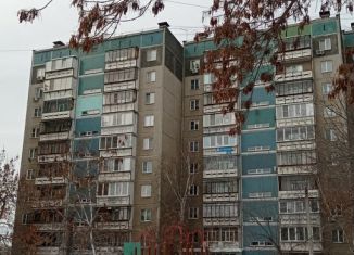 Продам 1-комнатную квартиру, 32 м2, Челябинск, улица 250-летия Челябинска, 5