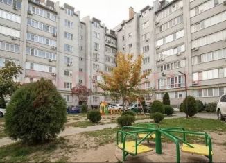 Продажа 2-комнатной квартиры, 78 м2, Новочеркасск, улица Фрунзе, 71Г