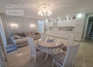 Продаю 3-комнатную квартиру, 110 м2, Краснодарский край, Кирпичная улица, 2к2