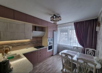 Продажа 2-комнатной квартиры, 55 м2, посёлок Дубровицы