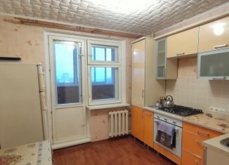 Продается 1-комнатная квартира, 35 м2, Новочебоксарск, Пионерская улица, 6к3