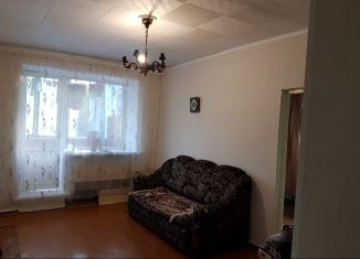 Продается трехкомнатная квартира, 57 м2, Полысаево, Бакинская улица, 5