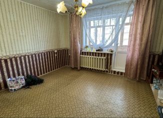 Продаю 4-комнатную квартиру, 74.3 м2, Свердловская область, Красная улица