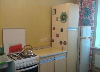 1-ком. квартира в аренду, 33 м2, Верхняя Пышма, улица Уральских Рабочих, 42