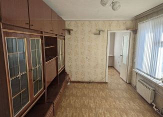 Продается трехкомнатная квартира, 51 м2, Балаково, Рабочая улица, 45
