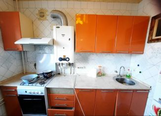 Продается 2-комнатная квартира, 54 м2, рабочий посёлок Каменоломни, Шоссейный переулок, 1Г