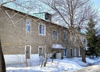 Продается трехкомнатная квартира, 50 м2, Республика Башкортостан, улица Ленина, 63