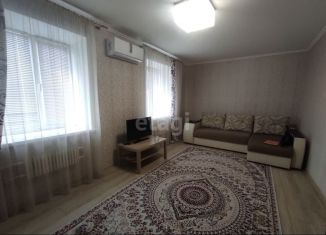 Продаю 1-комнатную квартиру, 33.6 м2, Старый Оскол, Комсомольский проспект, 2