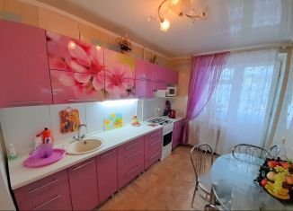 Продается 3-комнатная квартира, 63 м2, Ростовская область, улица Сергея Шило, 192