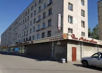 Продажа трехкомнатной квартиры, 49 м2, Санкт-Петербург, Краснопутиловская улица, 38