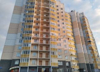 Продается двухкомнатная квартира, 50.1 м2, Красноярск, улица Алексеева, 5