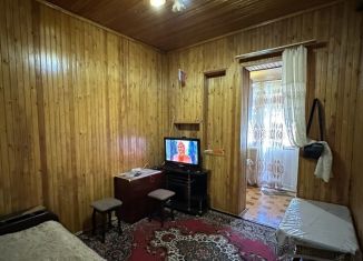 Продаю 2-комнатную квартиру, 31 м2, Владикавказ, улица Рамонова, 5