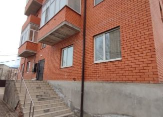 Сдам 2-комнатную квартиру, 70 м2, Ставропольский край, улица Кутузова, 48А