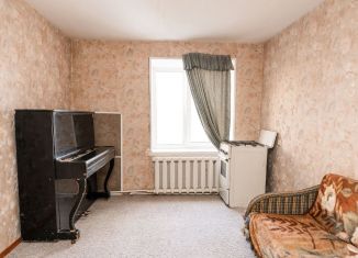 3-комнатная квартира на продажу, 65.8 м2, Челябинская область, улица Чекасина, 4