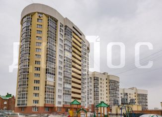 Продаю двухкомнатную квартиру, 68.7 м2, Свердловская область, Рощинская улица, 39Б