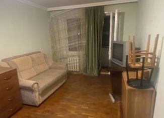 Продаю 1-комнатную квартиру, 30 м2, Владикавказ, улица Кутузова, 80к2