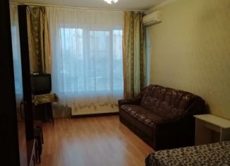 Однокомнатная квартира в аренду, 41 м2, Краснодар, улица 1 Мая, 91А