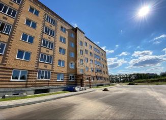 Продам однокомнатную квартиру, 38 м2, Калуга, Советская улица, 182к2, ЖК СолнцеГрад