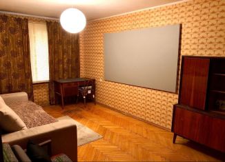 Продается 3-комнатная квартира, 65 м2, Москва, улица Академика Виноградова, 8, ЮЗАО