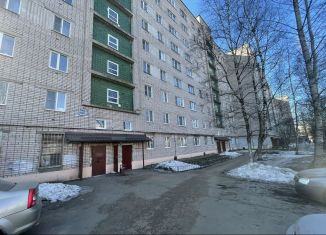 Трехкомнатная квартира на продажу, 56.5 м2, Новгородская область, улица Державина, 8к1