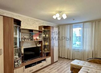 Продается двухкомнатная квартира, 47.8 м2, поселок городского типа Стройкерамика, улица Веры Ершовой, 1