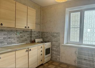 Продам 3-ком. квартиру, 66 м2, Ставрополь, Шпаковская улица, 111