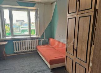 Продаю комнату, 13.6 м2, Тюмень, Харьковская улица, 85