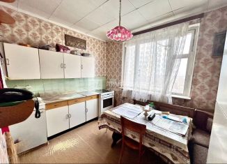 Трехкомнатная квартира на продажу, 75 м2, Москва, Рублёвское шоссе, 40к3, район Крылатское