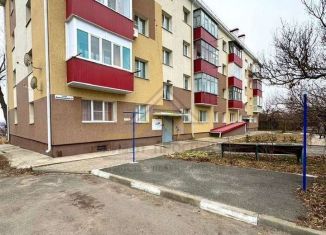 Продам 2-ком. квартиру, 44 м2, Старый Оскол, Первомайская улица, 21