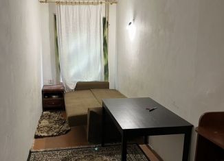 Сдаю комнату, 9 м2, Гатчина, улица Урицкого, 29