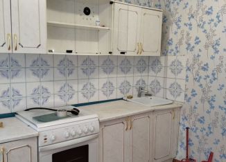 Продается трехкомнатная квартира, 70 м2, Алтайский край, улица Попова, 123