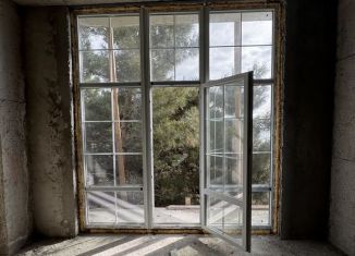 Продам квартиру со свободной планировкой, 17.5 м2, посёлок городского типа Кореиз, Кореизское шоссе, 15