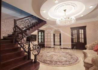 Продаю дом, 500 м2, Нальчик, улица Эльбердова