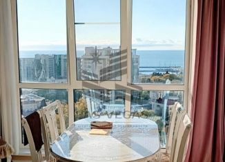 Сдаю 3-ком. квартиру, 85 м2, Сочи, Горный переулок, 7, микрорайон Центральный