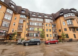 Продаю 2-ком. квартиру, 53 м2, Москва, улица Адмирала Лазарева, 39к1, ЮЗАО