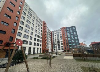 Продается 2-комнатная квартира, 63.5 м2, Калининград, Батальная улица, 65Б