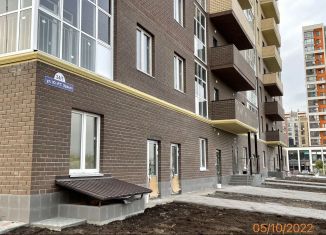 Продам 2-ком. квартиру, 65 м2, Тюмень, Центральный округ