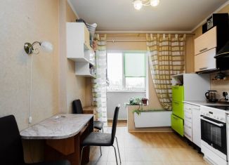 Сдается в аренду 2-комнатная квартира, 62.6 м2, Санкт-Петербург, улица Политрука Пасечника, 10к2, Красносельский район