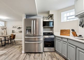 Продам двухкомнатную квартиру, 50 м2, Сочи, Депутатская улица, 10Б/1, ЖК Метрополь