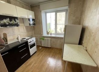 Сдам 1-комнатную квартиру, 35 м2, Абакан, улица Крылова, 85